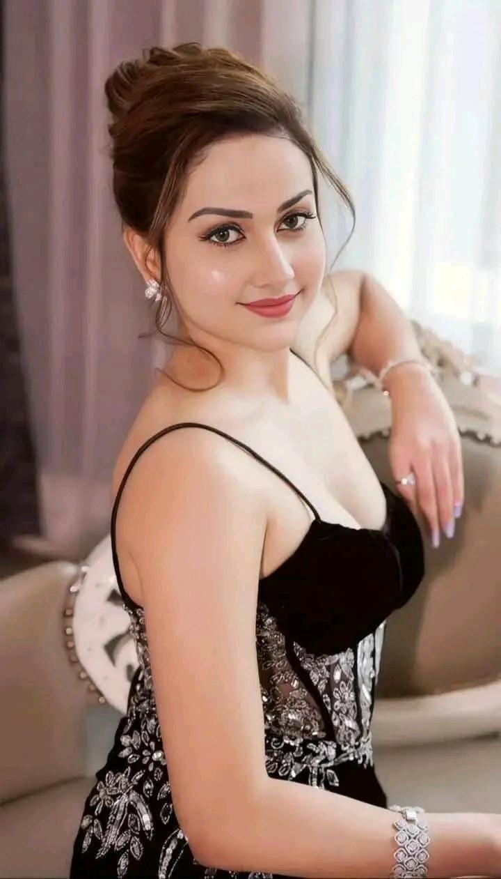 Celebrity call girls in Delhi